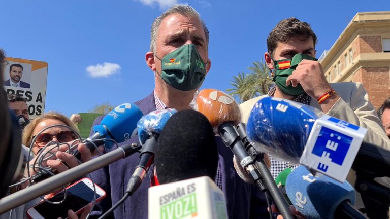 Ortega Smith: «Socialcomunistas y traidores o VOX»