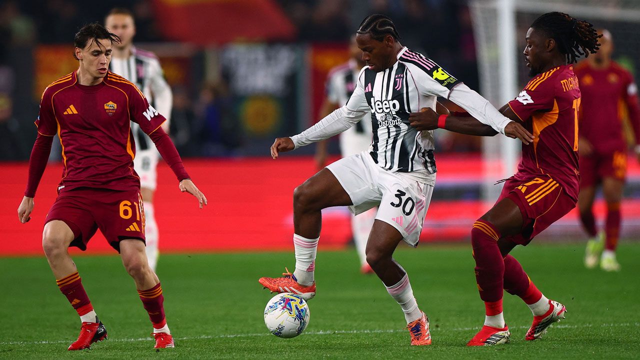 Randal Kolo Muani en acción