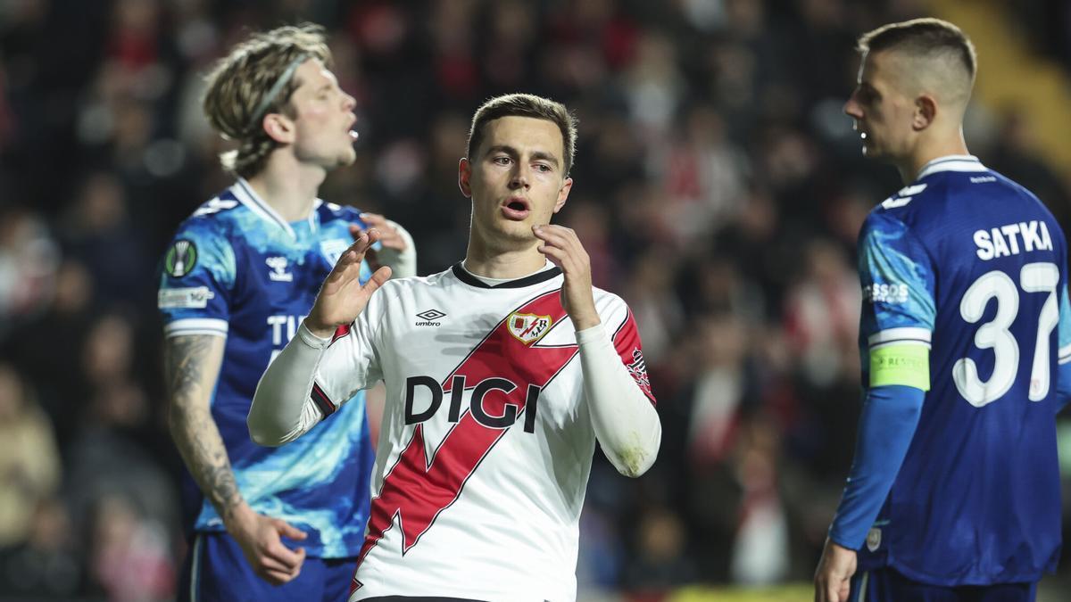 Jugadores del Rayo Vallecano celebrando un gol