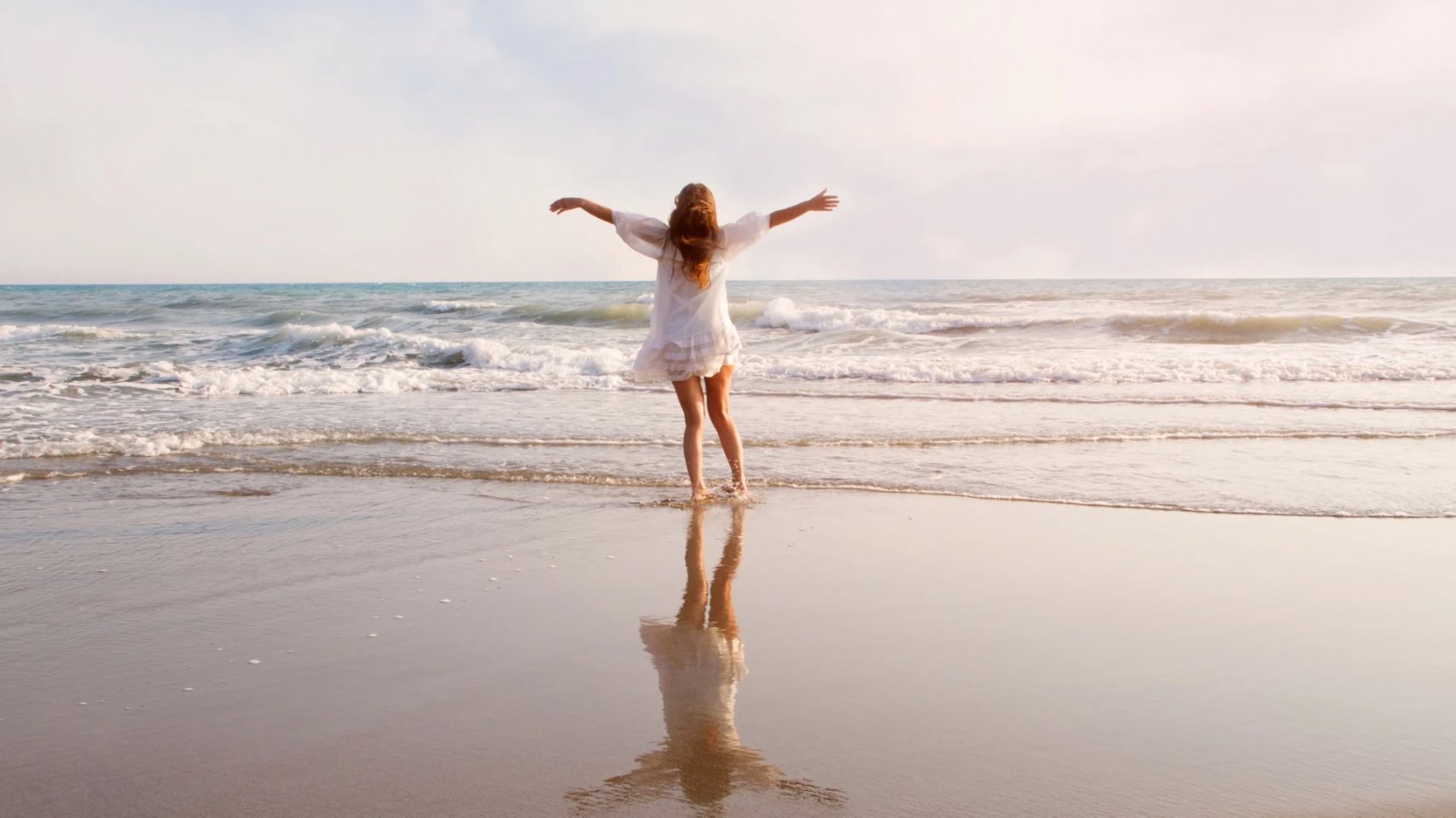 Imagen de un reloj con la hora cambiada al horario de verano en Canarias