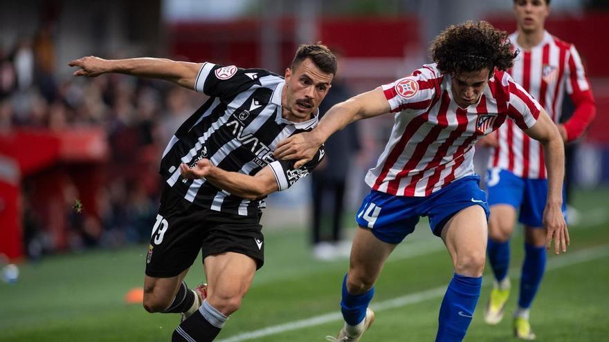 Jugadores del Atlético de Madrid B celebrando un gol