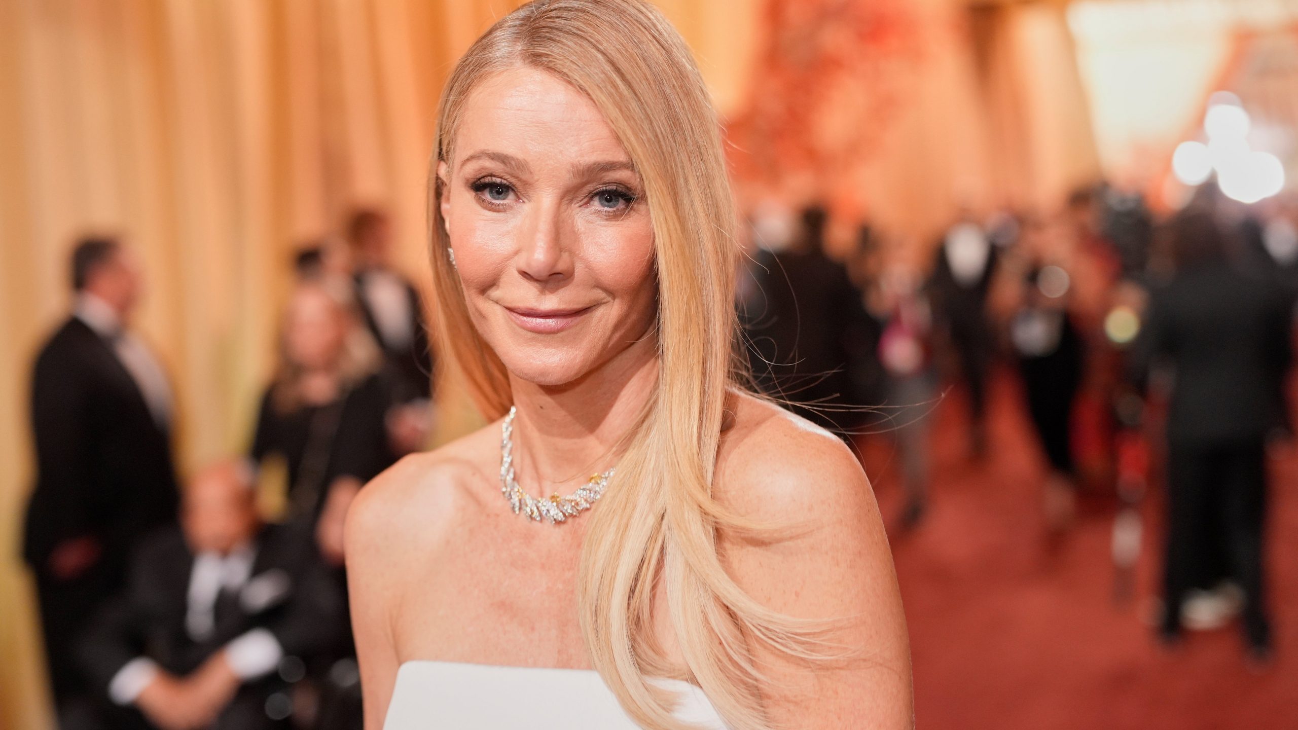 Gwyneth Paltrow en los Oscar con vestido Armani