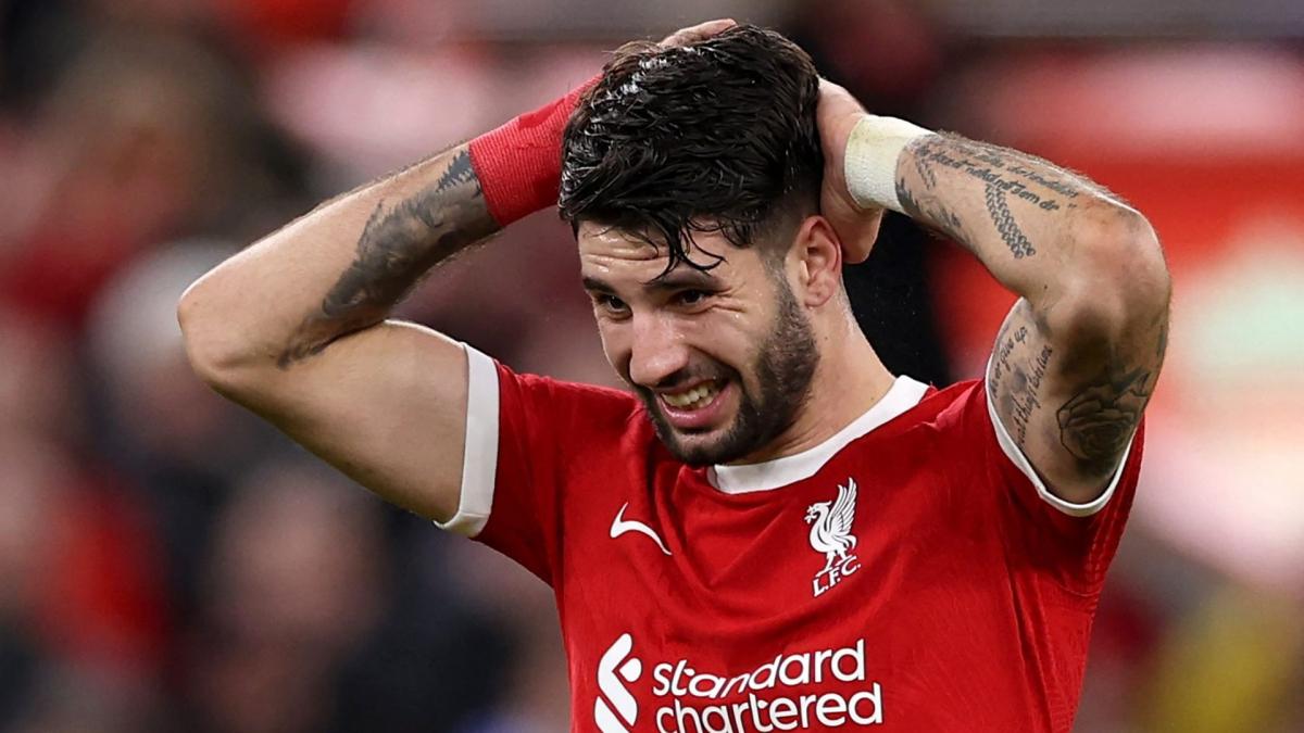Dominik Szoboszlai con la camiseta del Liverpool
