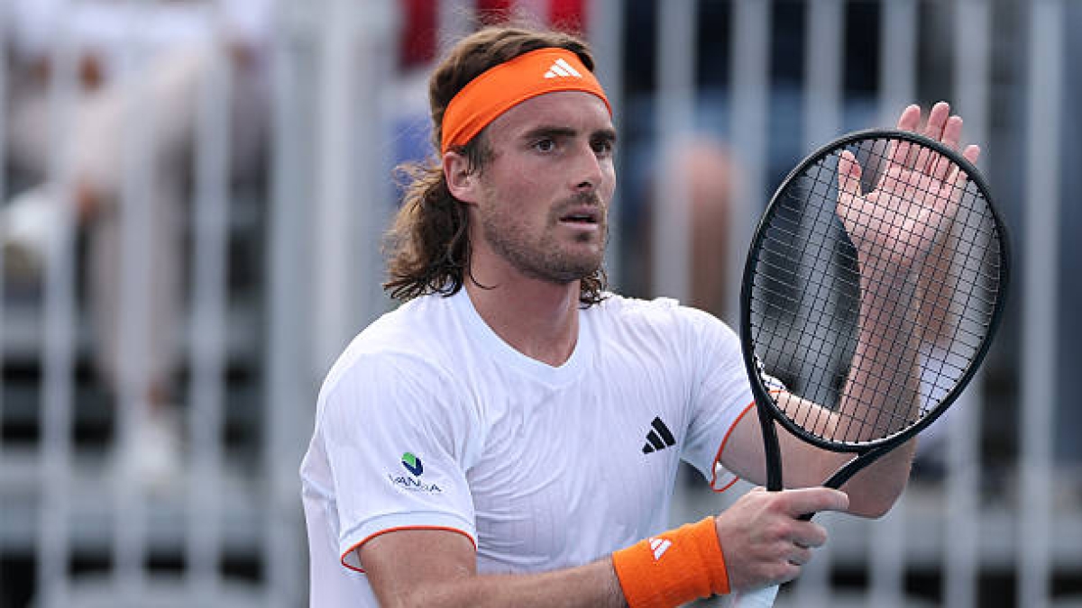 Stefanos Tsitsipas celebra una victoria ante Álex de Miñaur en Miami.