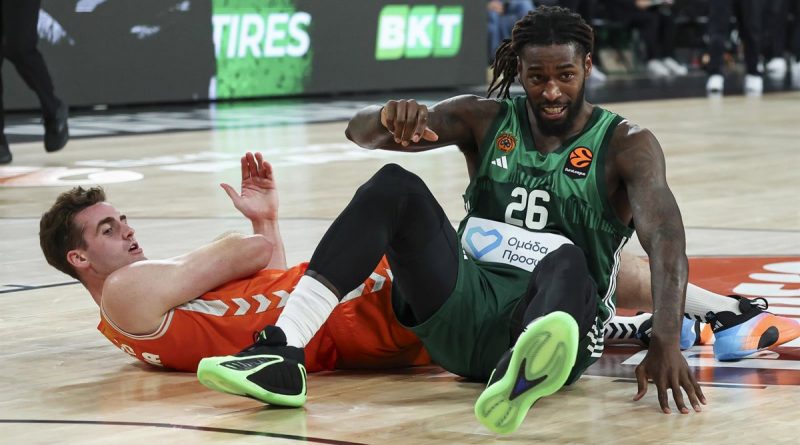 El Valencia Basket cae por la mínima y pierde el factor cancha ante el Panathinaikos
