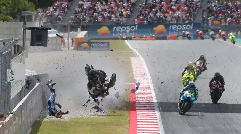 Debate MotoGP: ¿El show vale más que la seguridad tras los accidentes de Márquez y Zarco?