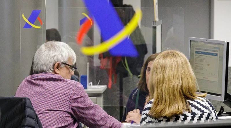 Cita presencial Renta 2025: ¡Abren hoy el plazo! Fechas clave y caos por la confusión