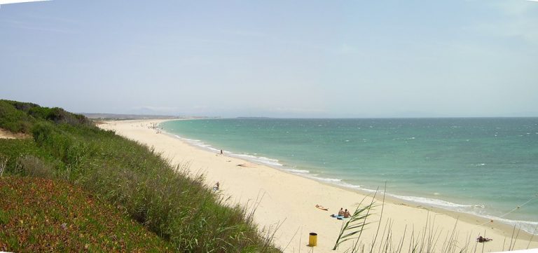 Tarifa luz fin de semana: el precio se desploma a mínimos históricos