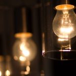 Precio de la luz: se dispara y supera los 100 euros/MWh este domingo