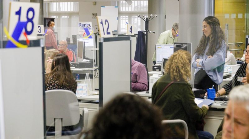 Cita presencial Renta 2026: Cómo pedirla hoy y cuándo empieza la atención en Hacienda