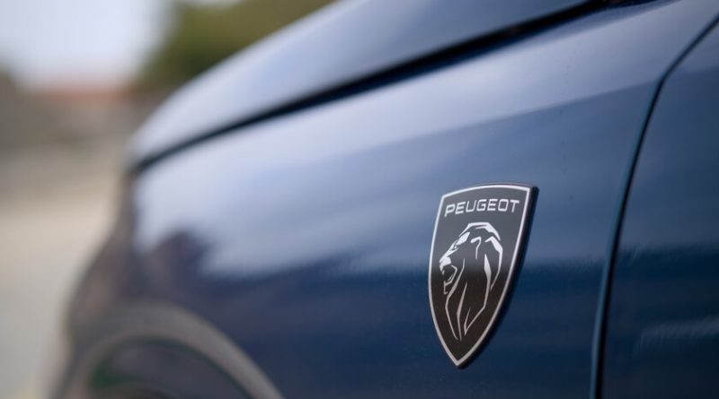 Stellantis y Dongfeng renuevan alianza para fabricar Peugeot y Jeep en China