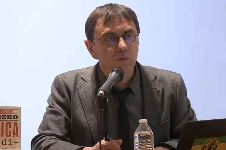 Monedero se burla de la visita de Ayuso a México: "Algo de salvajes tienen ustedes"