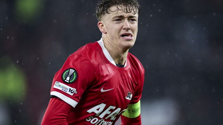 Bayer Leverkusen se fija en Sven Mijnans: el mediapunta neerlandés, ¿próximo fichaje?