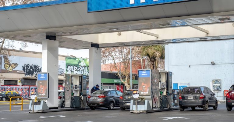 YPF en Wall Street: Acciones suben 8,75% por interés de inversores