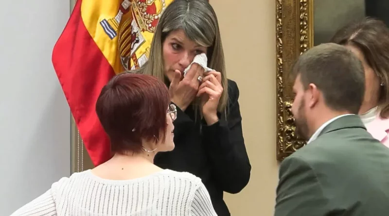 Maribel Vilaplana llora en el Congreso por la DANA: "No sé qué hago aquí"