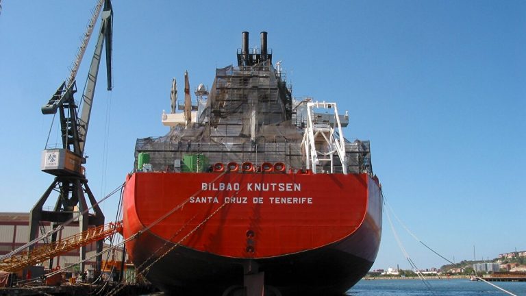 España triplica las importaciones de GNL de EEUU en 2025, dejando atrás a Rusia