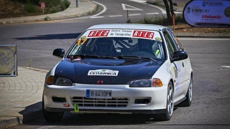 Muere copiloto en Rallye de la Cerámica (Castellón) y su hermano piloto, herido grave