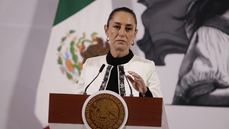 Sheinbaum tacha de ignorante a Ayuso por su homenaje a Cortés en México