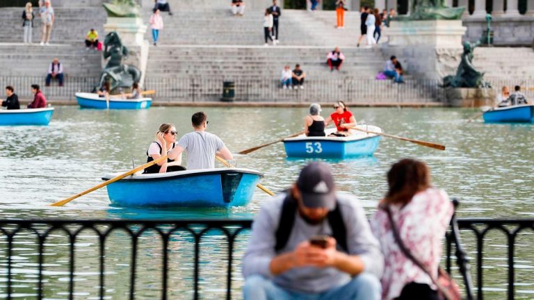 Tiempo Madrid Mañana: Tormentas y Lluvia este Viernes | ¡No te mojes!