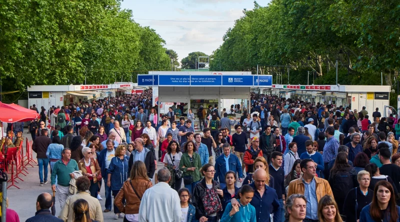 Feria del Libro Madrid 2026: Fechas, programa y novedades en El Retiro