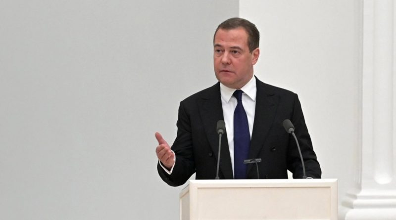 Medvedev amenaza a la UE: "El sueño de la paz se acabó" tras dron en Rumanía