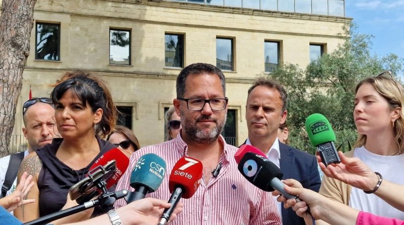 Teresa Rodríguez: El Rey honra a la empresaria mientras la política lucha contra el cáncer
