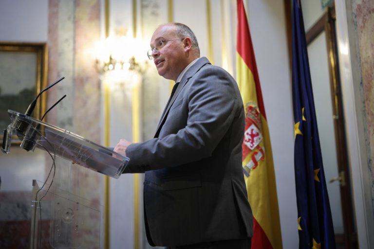 Begoña Gómez denuncia a Vito Quiles por acoso en un restaurante de Las Rozas
