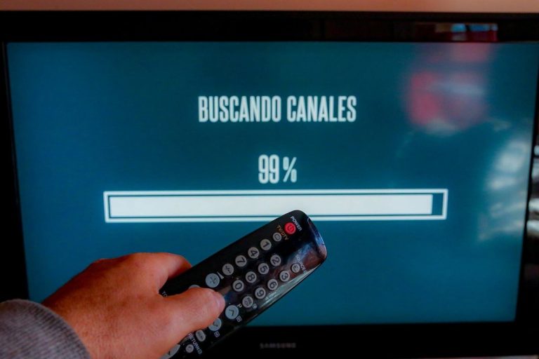 Estrés y expedientes en TV: el lado oscuro de la televisión española