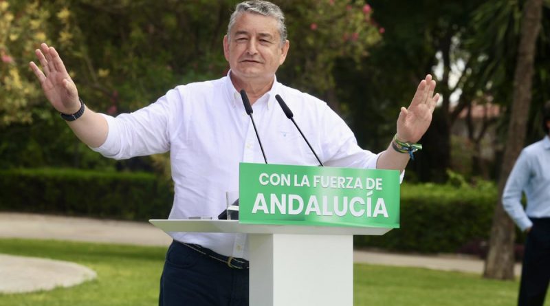 Juanma Moreno sale ileso del debate electoral y el CIS le da la victoria en Andalucía