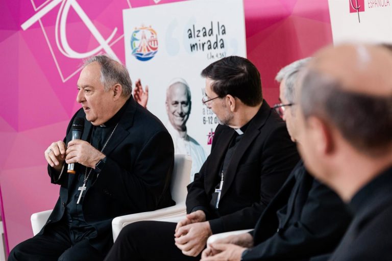 Hantavirus en Canarias antes de la visita papal: Clavijo rechaza atraque