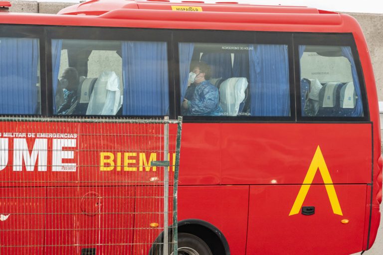 Ayuso critica la gestión del hantavirus en el barco MV Hondius: "Gran Hermano"
