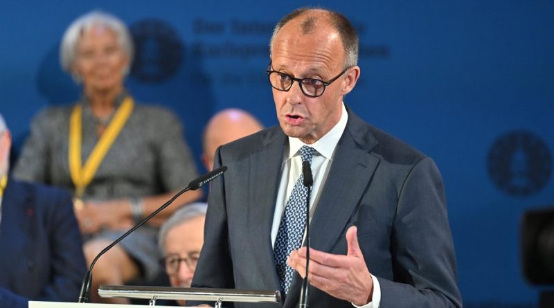 Friedrich Merz desaconseja estudiar en EE.UU. por el 'clima social' | OKDiario