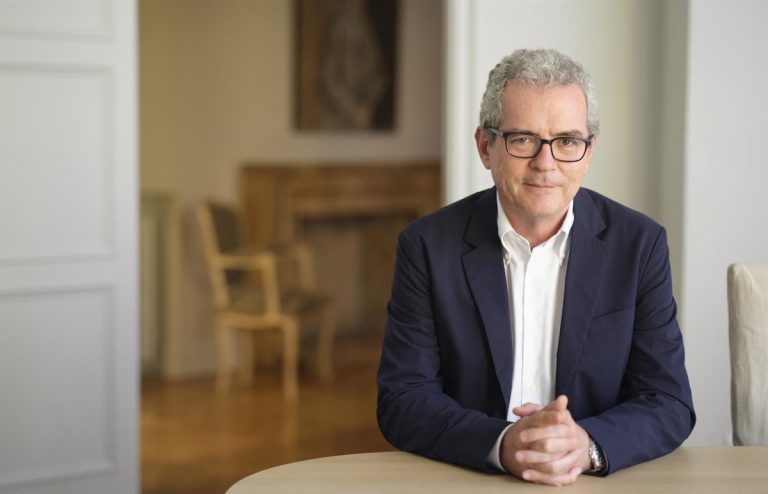 Pablo Isla alerta sobre futuro empresarial incierto: "complejo, volátil y con sobresaltos"