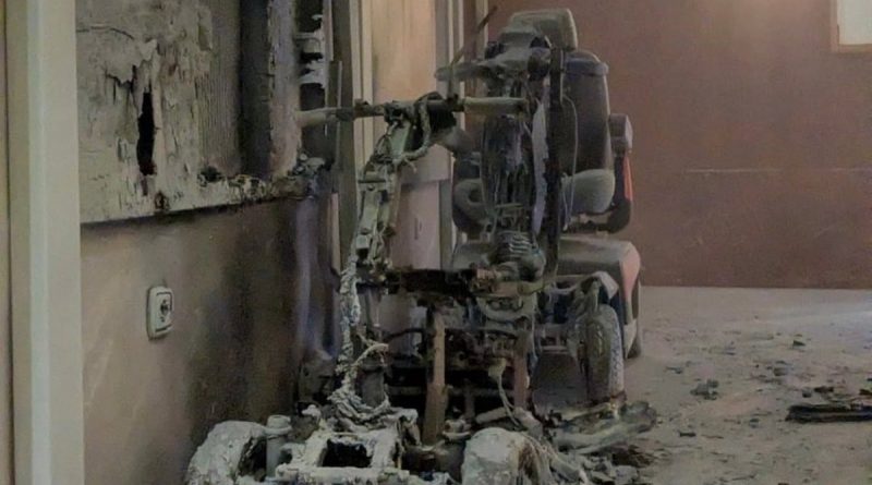 Incendio hotel Málaga: El Ibis se reactiva tras 20 horas, llamas devoran el edificio