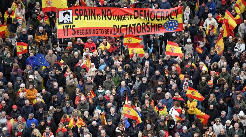 Vox y PP: el apretón de manos que desbloquea el futuro de Andalucía