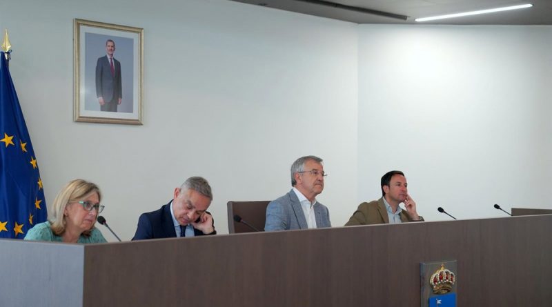 Feria de Estepona al límite: conflicto ferial y el alcalde García Urbano citado por la justicia