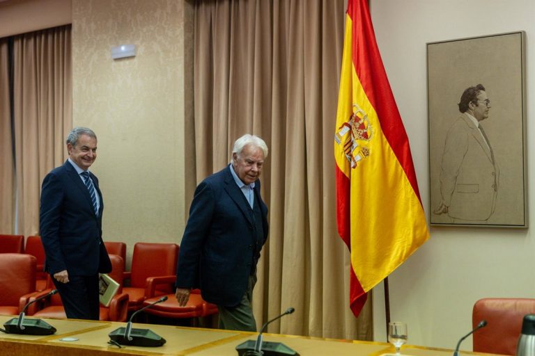 Felipe González, desolado por la imputación de Zapatero: "Siento infinita tristeza"