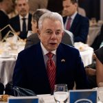 Embajador EEUU carga contra Sánchez y defiende las críticas de Trump a España