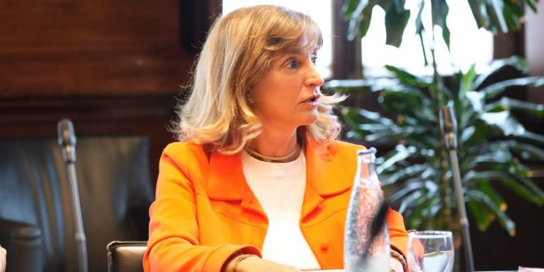 Glòria Freixa se postula a las primarias de Junts por Barcelona para la alcaldía