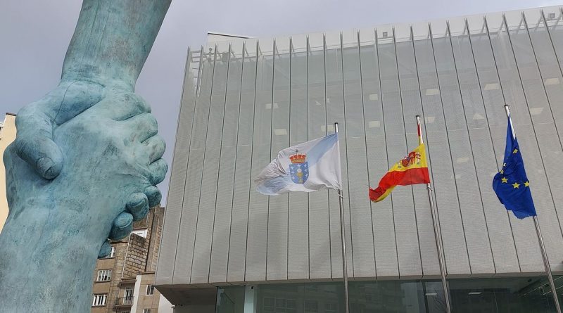 Hacienda destapa fraude millonario: Ocultó 223.000€ y lo pillaron por barco y colegio