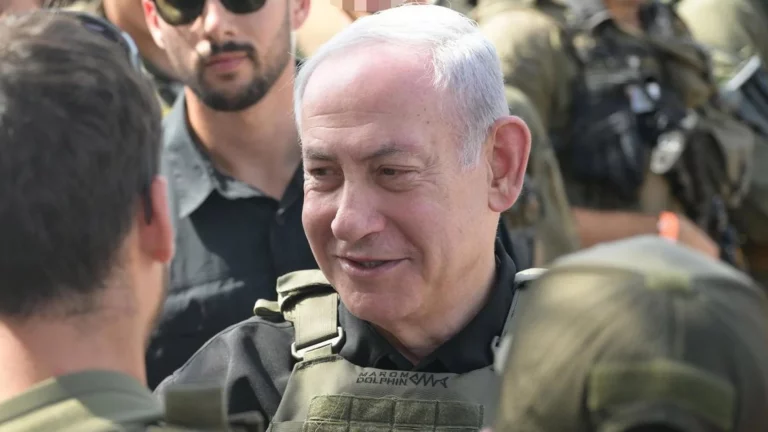 Israel: 120 ataques aéreos en Líbano, 31 muertos. Sánchez pide a la UE suspender acuerdo.