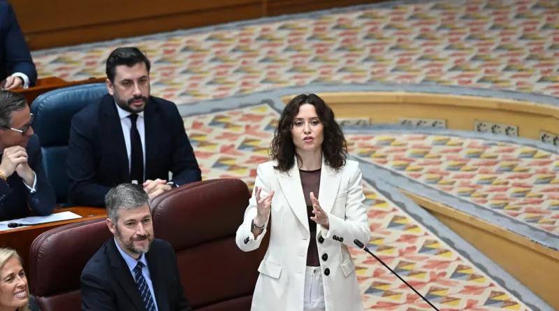 Ayuso destapa la "trama Zapatero" en obras públicas y "les para los pies"