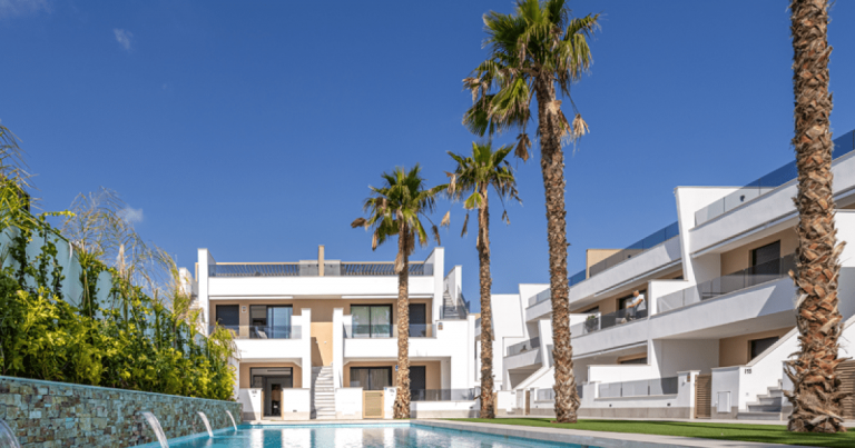Vivienda en España: Precios récord ahogan la esperanza de un hogar propio