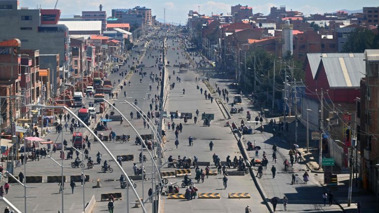 Crisis en Bolivia: Protestas masivas exigen renuncia de Paz y temen militarización