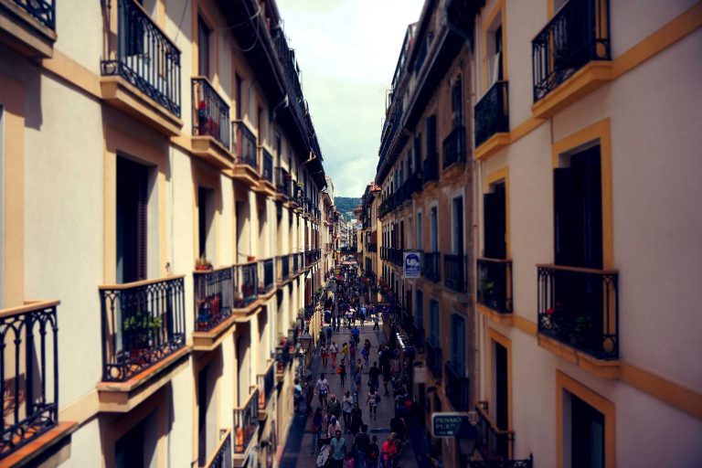 España, líder mundial en IA: el 44,2% de la población activa la usa a diario