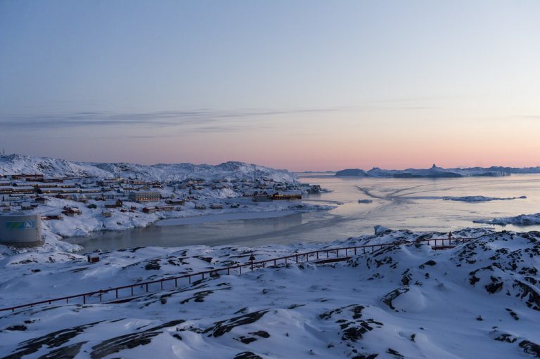 Groenlandia: Geopolítica, Clima y Futuro en la Isla Polar