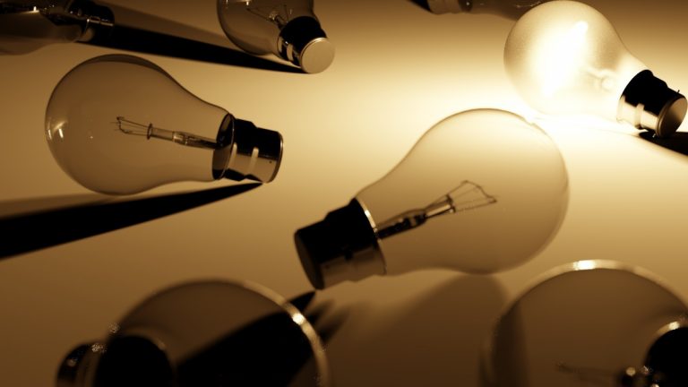 Precio de la luz: martes 9 de junio de 2026, la media se dispara a 128,79 €/MWh