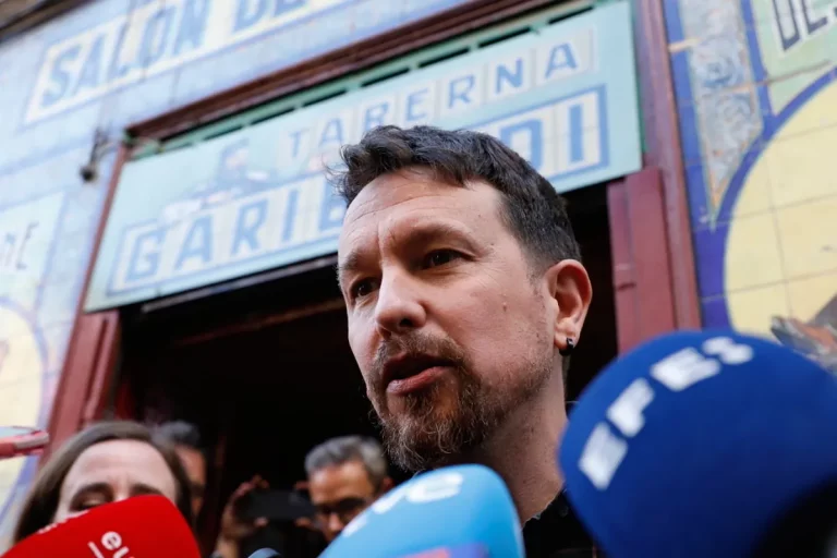 Taberna Garibaldi CNT: Ataques y denuncias laborales sacuden el local de Pablo Iglesias