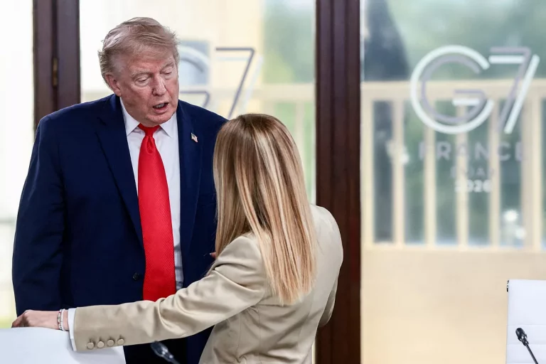 Giorgia Meloni estalla contra Donald Trump: "Italia no suplica a nadie" tras la polémica foto del G7