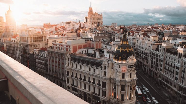 Tiempo Madrid Mañana: Alerta por Tormentas Vespertinas en la Sierra